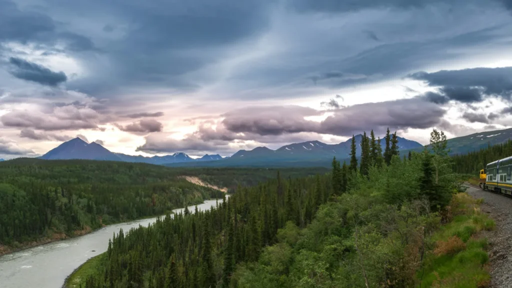 clouds mountains alaskan skyline